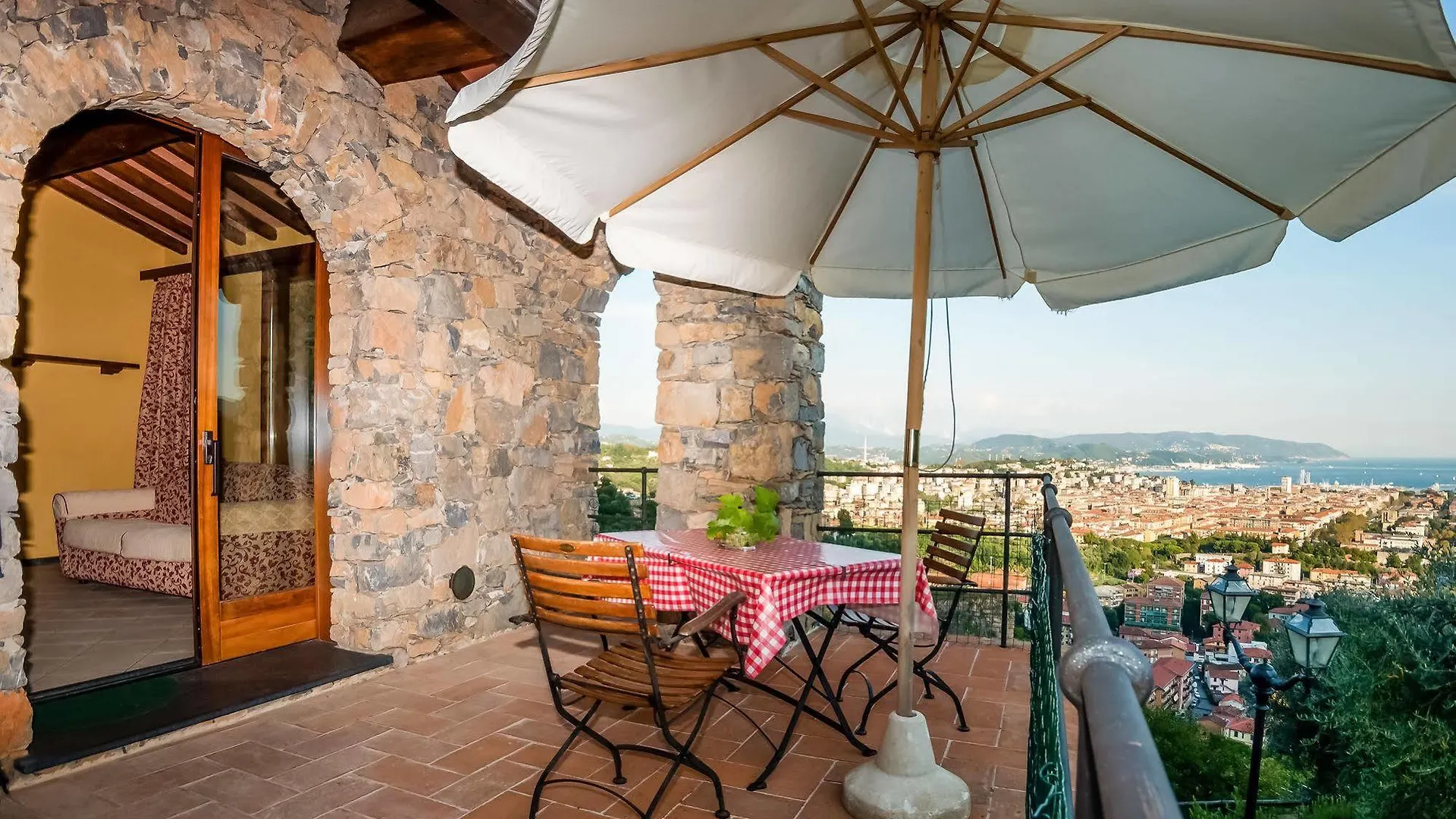 Agriturismo Golfo Dei Poeti Fattorie Bedogni Von Berger La Spezia Italia